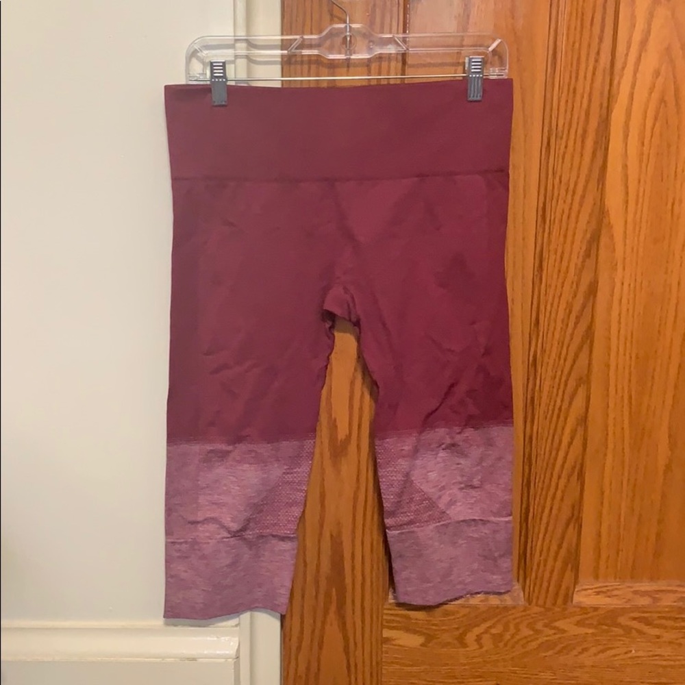 Lululemon Seamlessly Street Crops Ombre